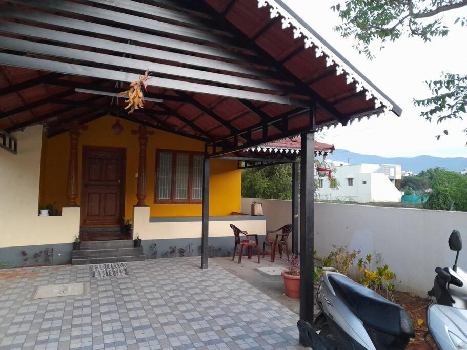 Shi'S Shambhavi Homestay -On The Way To Isha, Maruthamalai Kojambuttúr Kültér fotó